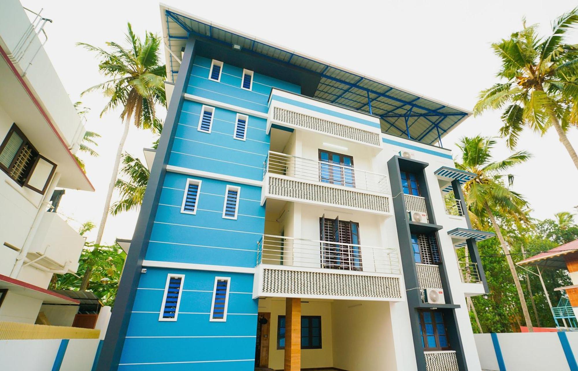 Hotel O Majestic Stays Kazhakuttam ภายนอก รูปภาพ
