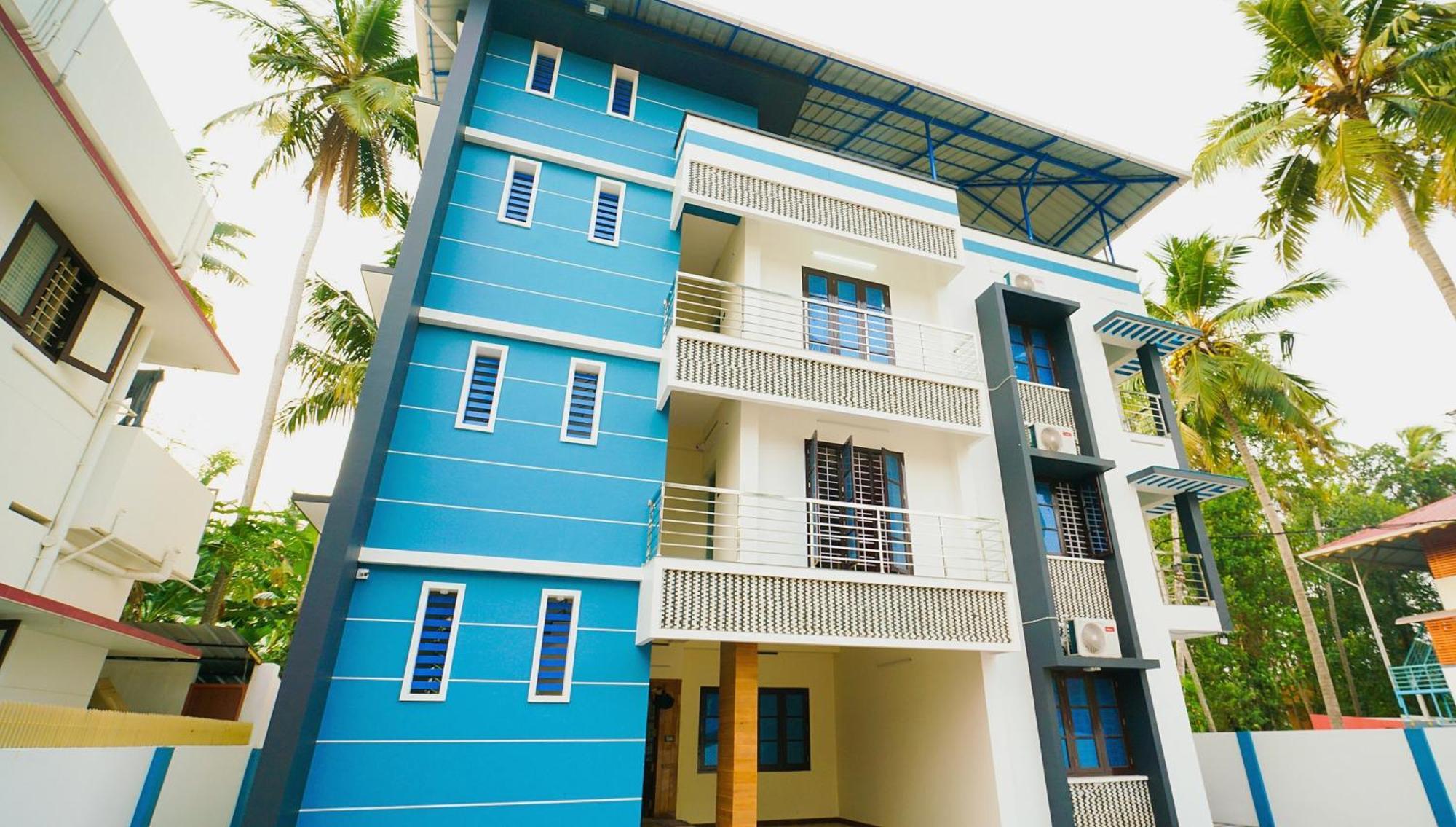 Hotel O Majestic Stays Kazhakuttam ภายนอก รูปภาพ